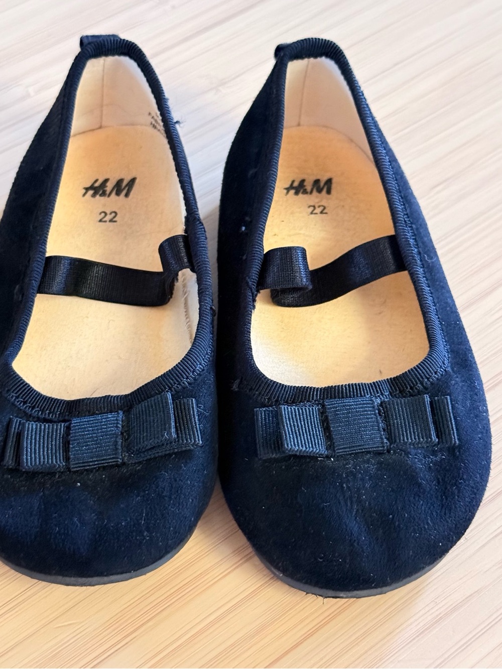 H&M Girls Black Bow Mary Jane Flats
